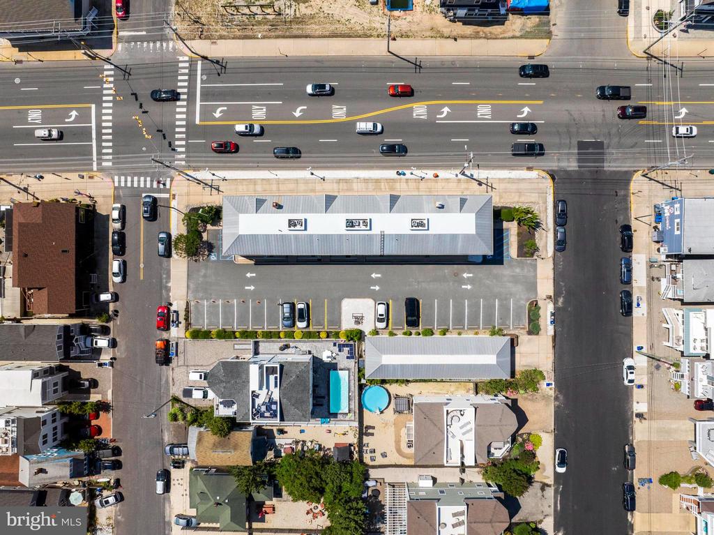 2500 LONG BEACH BOULEVARD Unit: A4