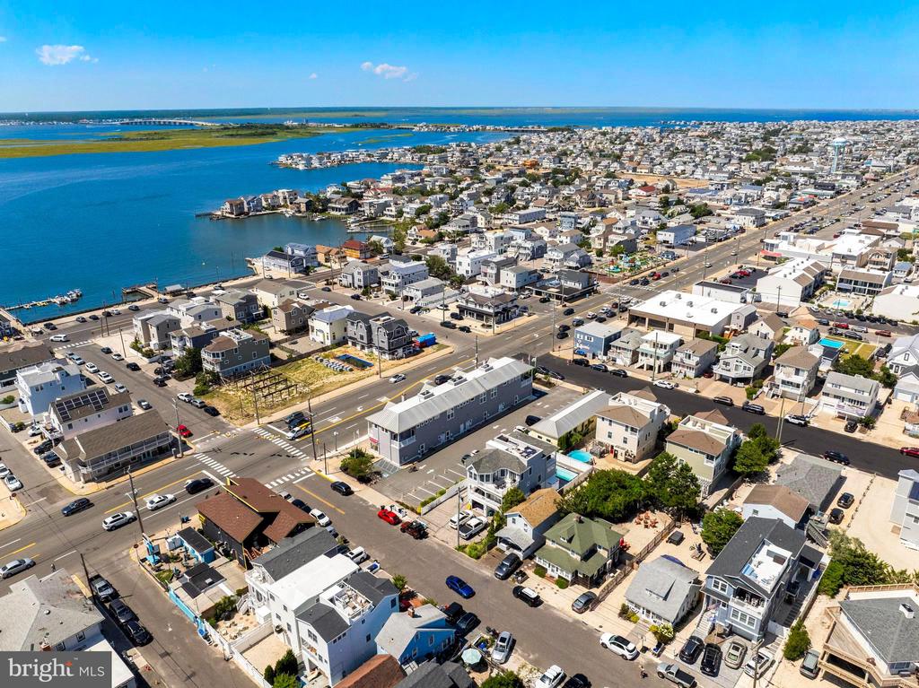 2500 LONG BEACH BOULEVARD Unit: A4
