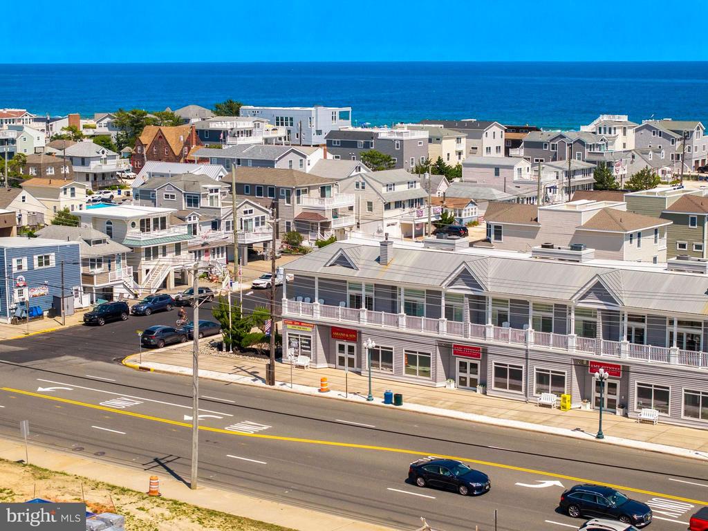 2500 LONG BEACH BOULEVARD Unit: A4