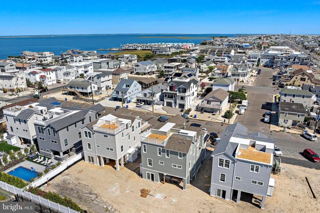 318 THIRD STREET
