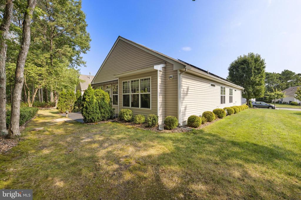 256 NEWPORT WAY