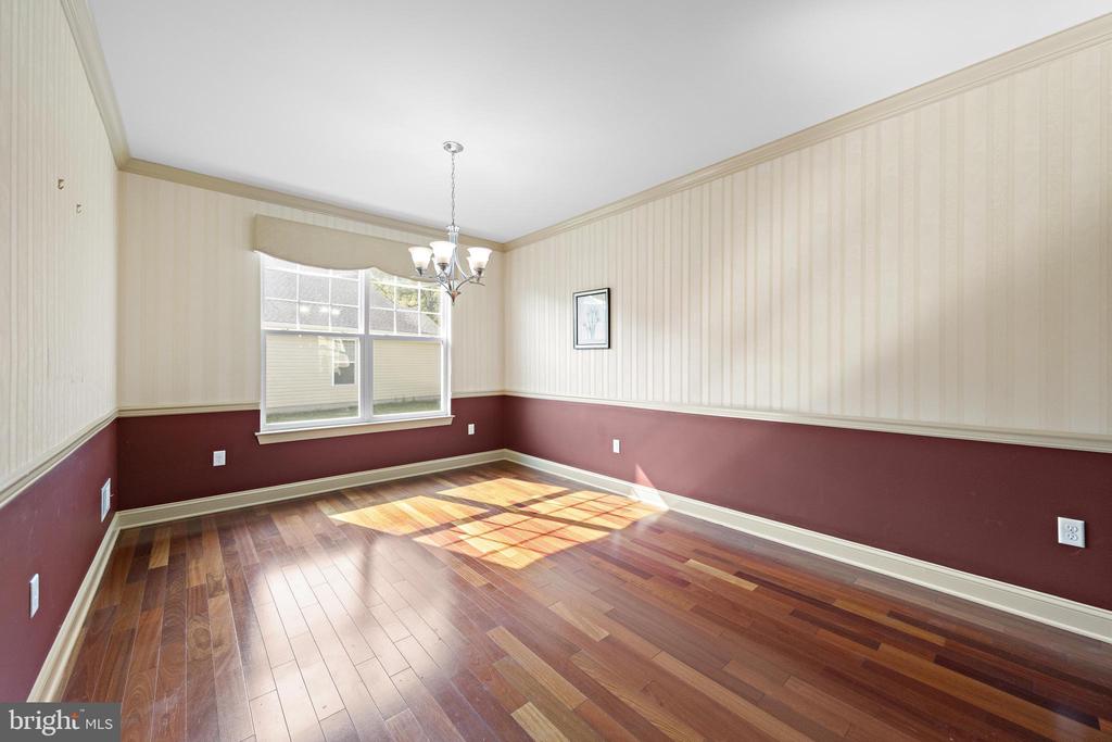 256 NEWPORT WAY