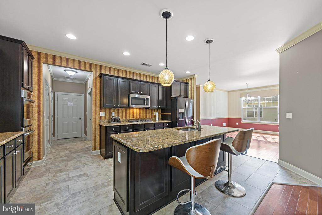 256 NEWPORT WAY