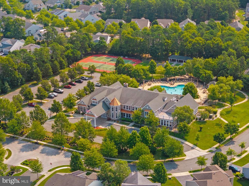 256 NEWPORT WAY