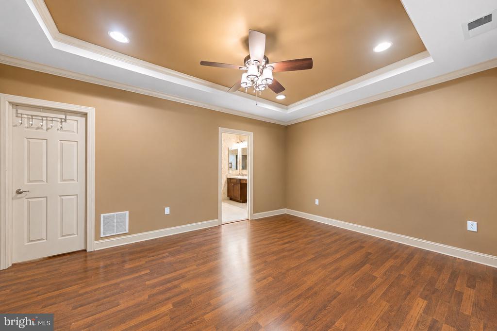 256 NEWPORT WAY