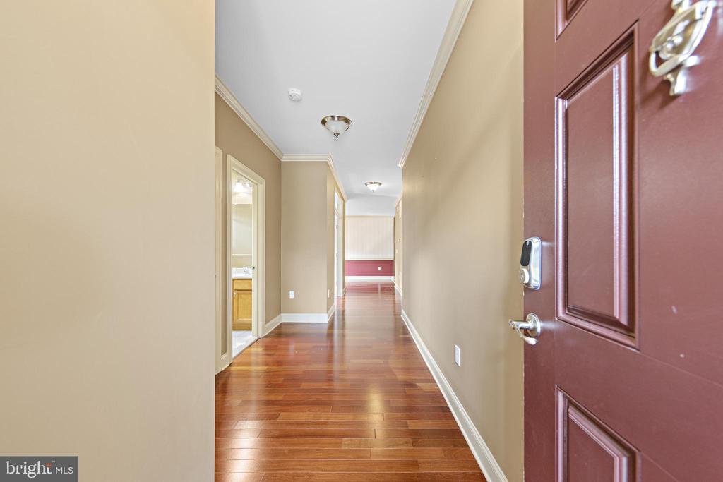 256 NEWPORT WAY