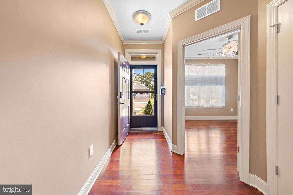 256 NEWPORT WAY