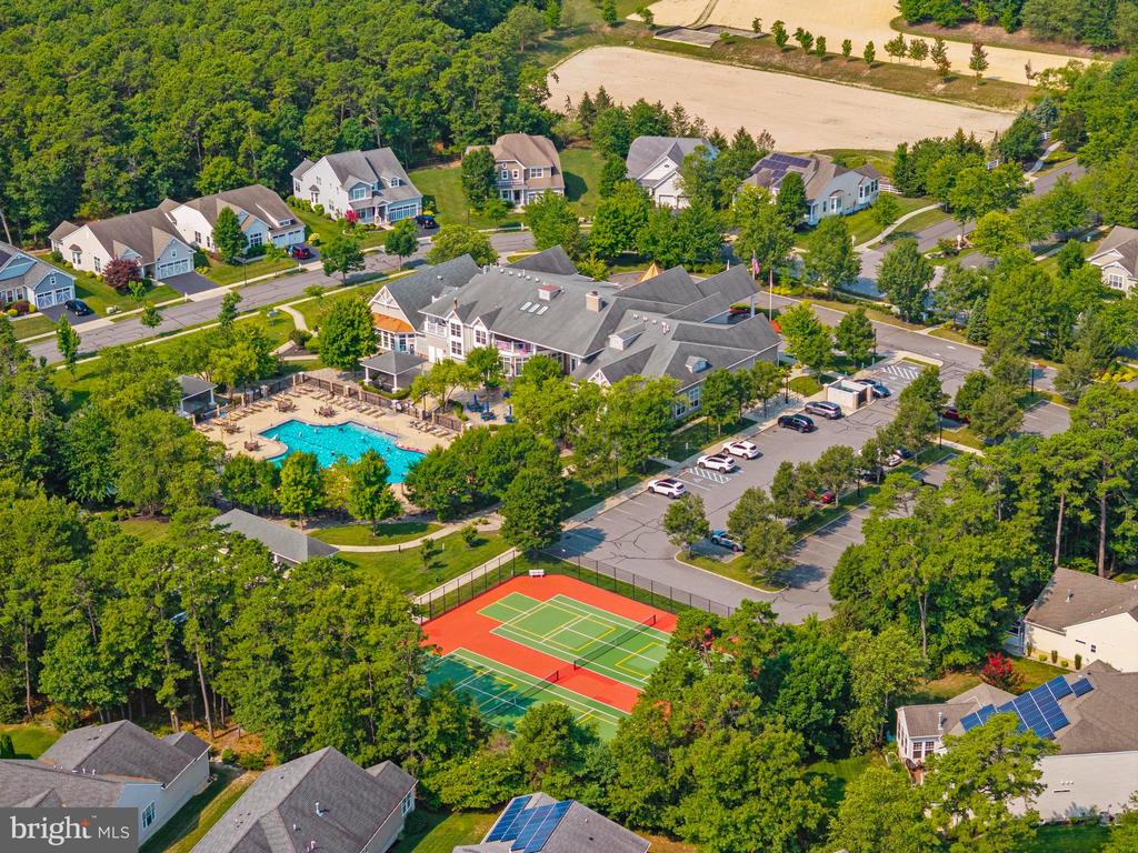256 NEWPORT WAY