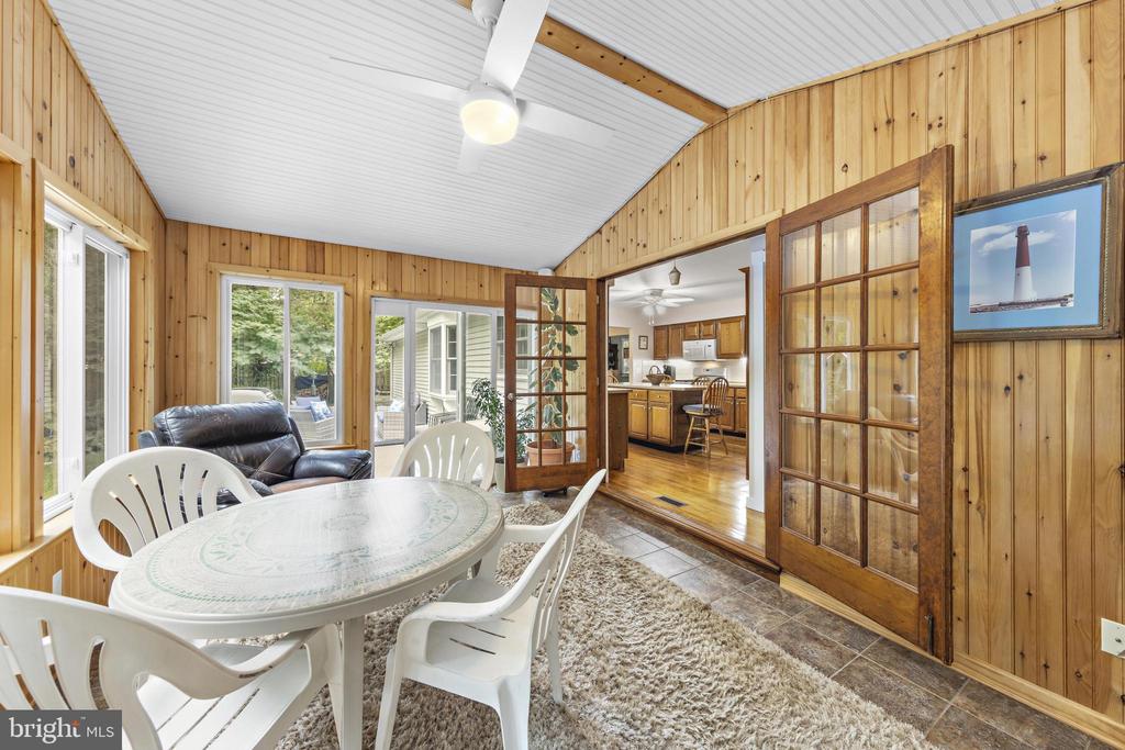 4 PINE OAK DRIVE