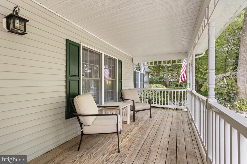 4 PINE OAK DRIVE