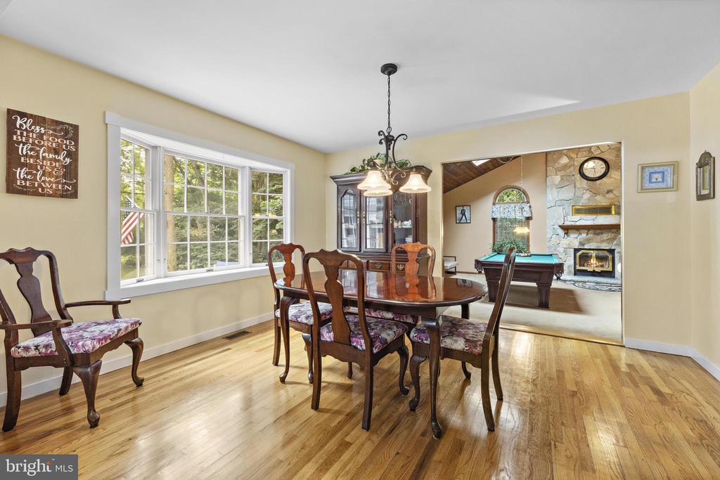 4 PINE OAK DRIVE