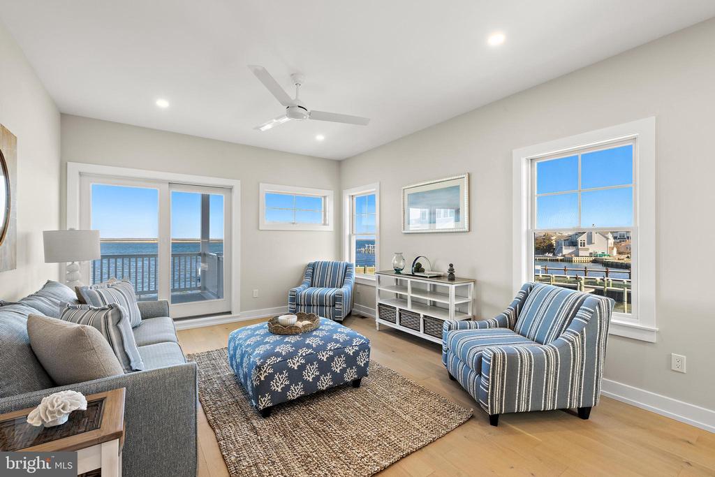 2600 LONG BEACH BOULEVARD Unit: 20