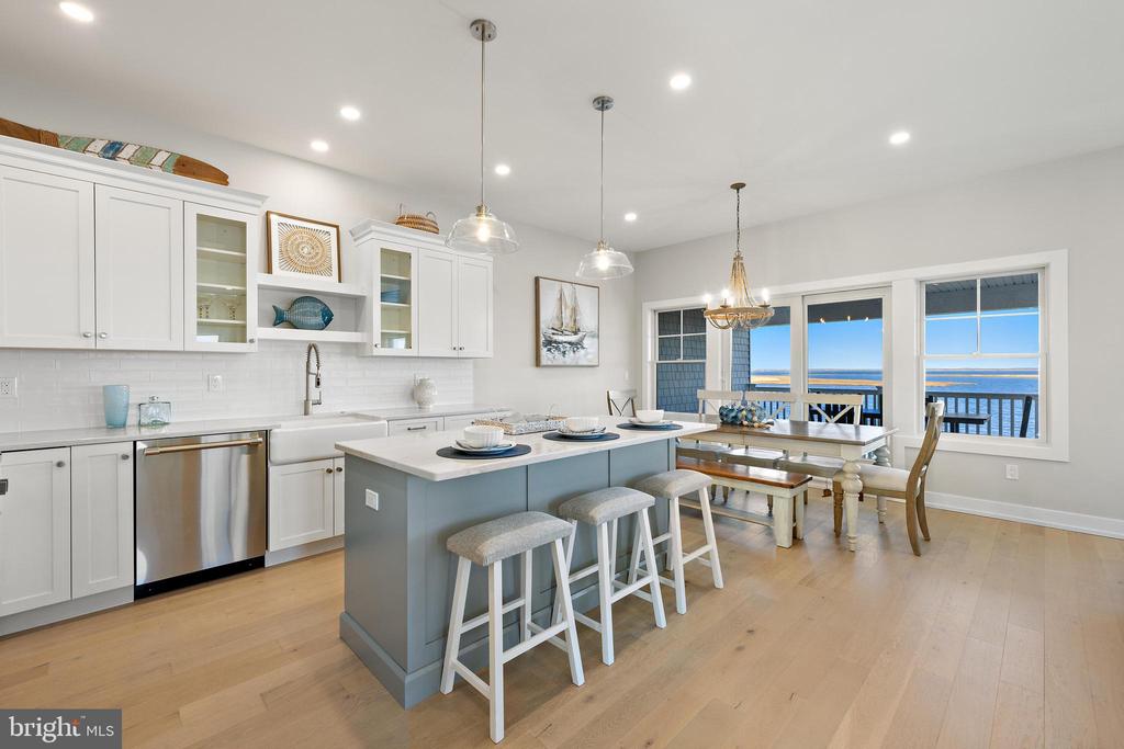 2600 LONG BEACH BOULEVARD Unit: 20