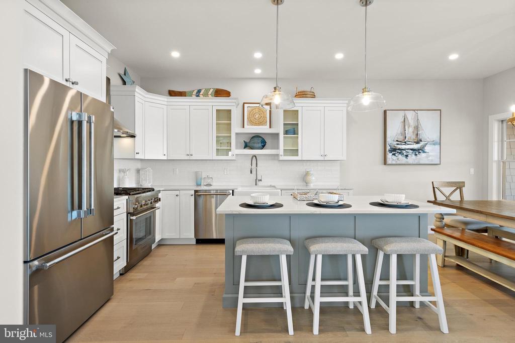 2600 LONG BEACH BOULEVARD Unit: 20