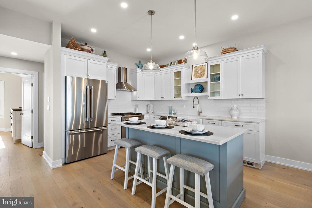 2600 LONG BEACH BOULEVARD Unit: 20