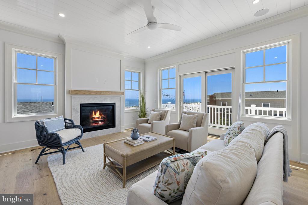 5909 OCEAN BOULEVARD