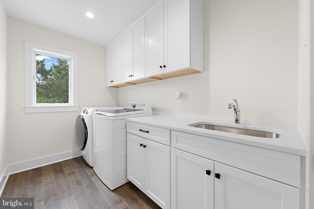 2 E 28TH STREET Unit: B