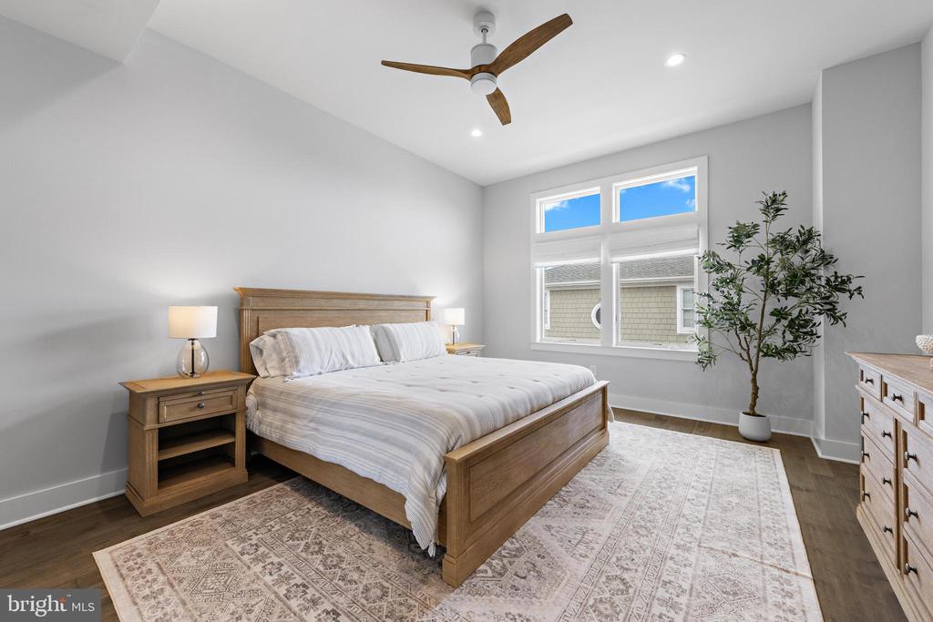 2 E 28TH STREET Unit: B