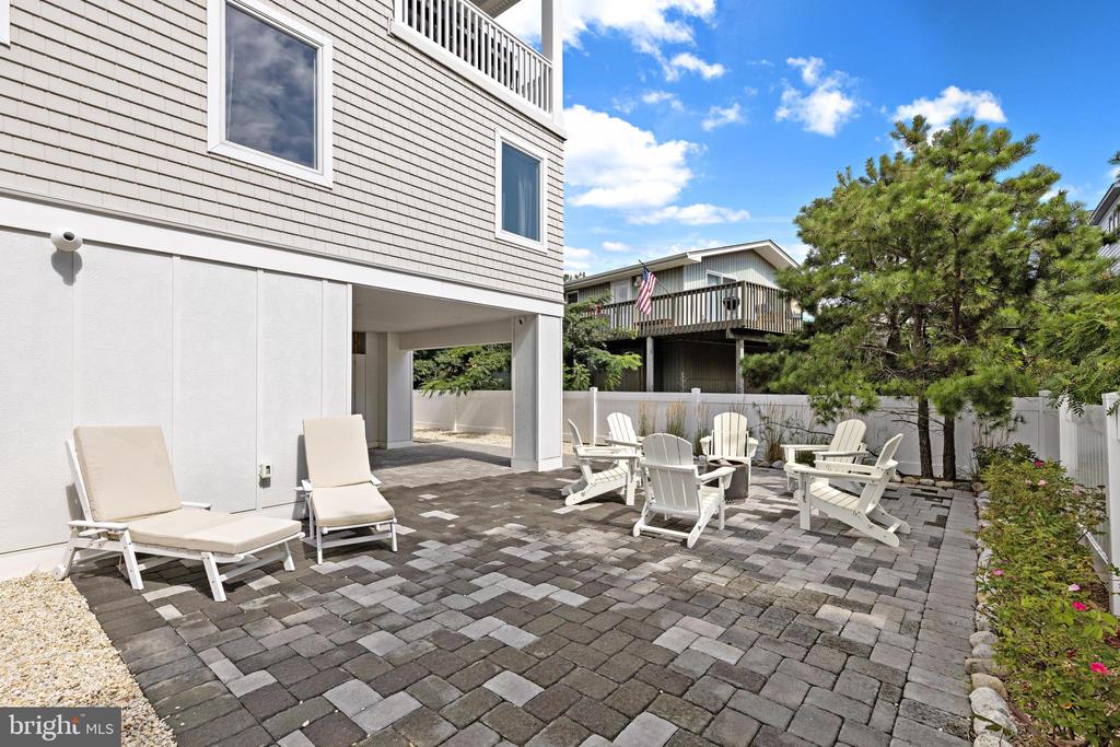 2 E 28TH STREET Unit: B