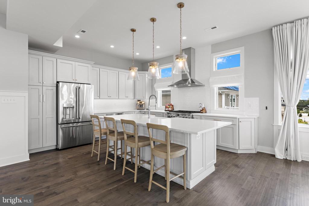 2 E 28TH STREET Unit: B