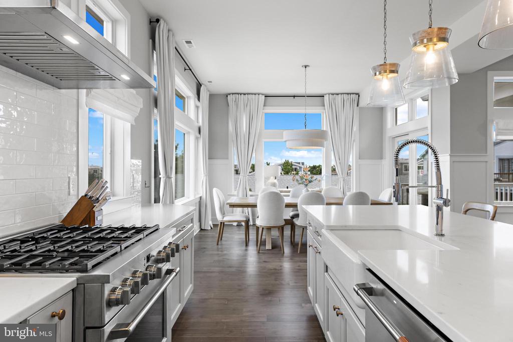 2 E 28TH STREET Unit: B