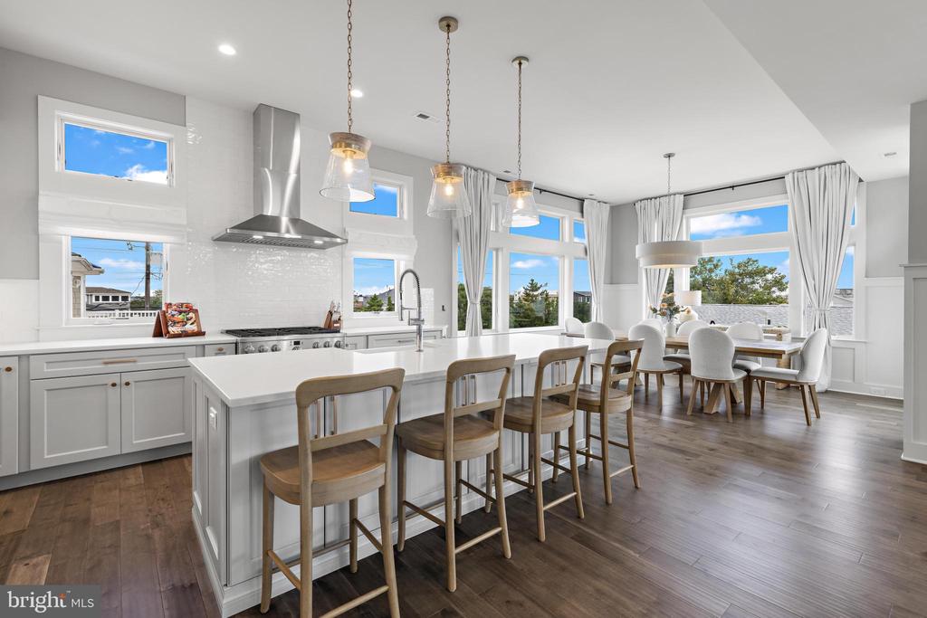 2 E 28TH STREET Unit: B
