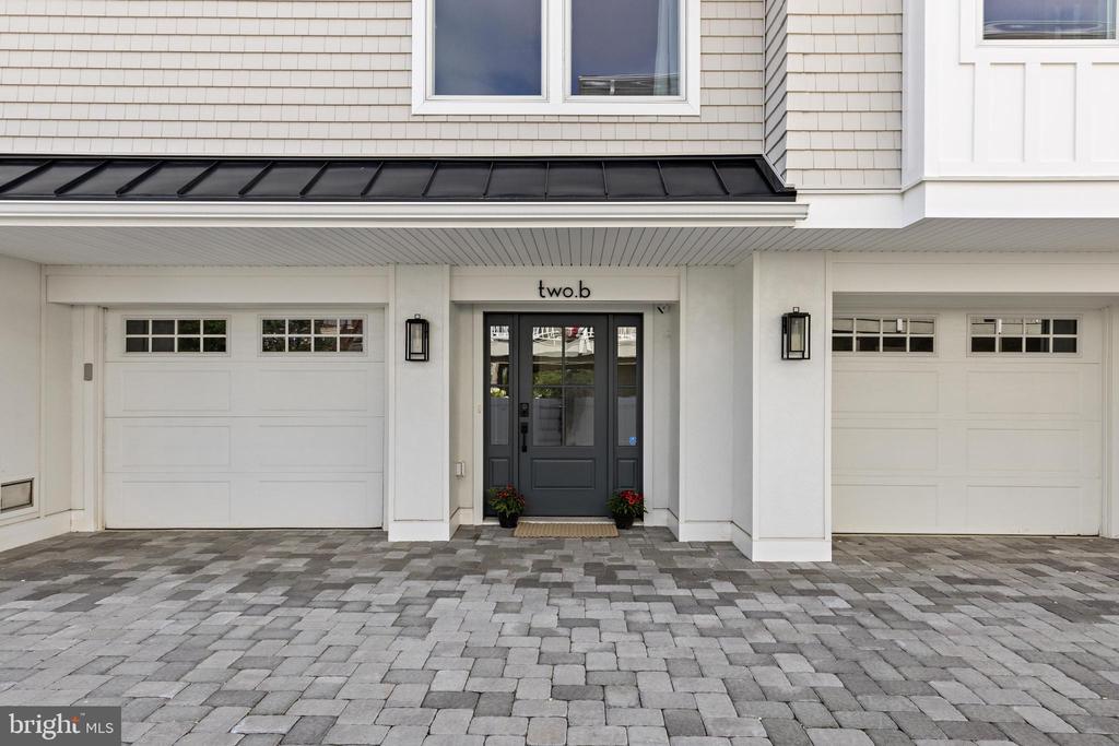 2 E 28TH STREET Unit: B