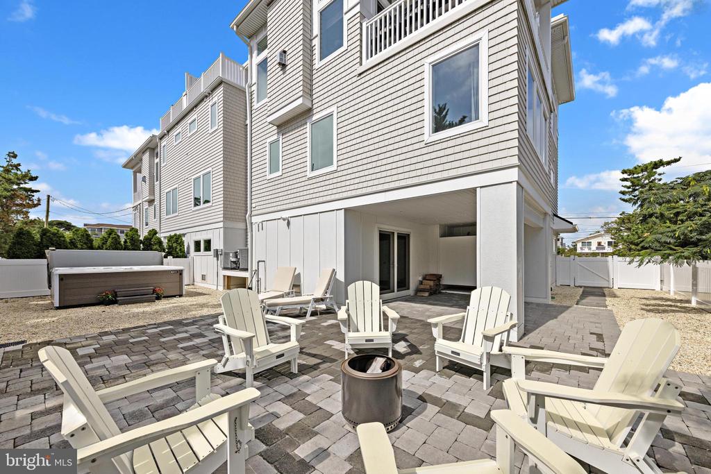 2 E 28TH STREET Unit: B