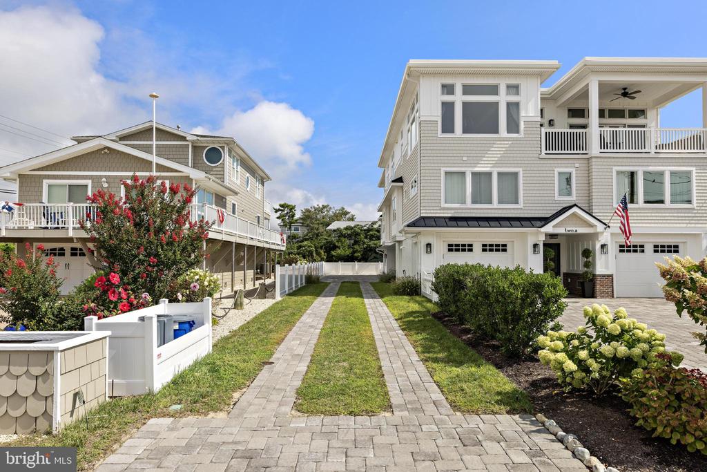 2 E 28TH STREET Unit: B
