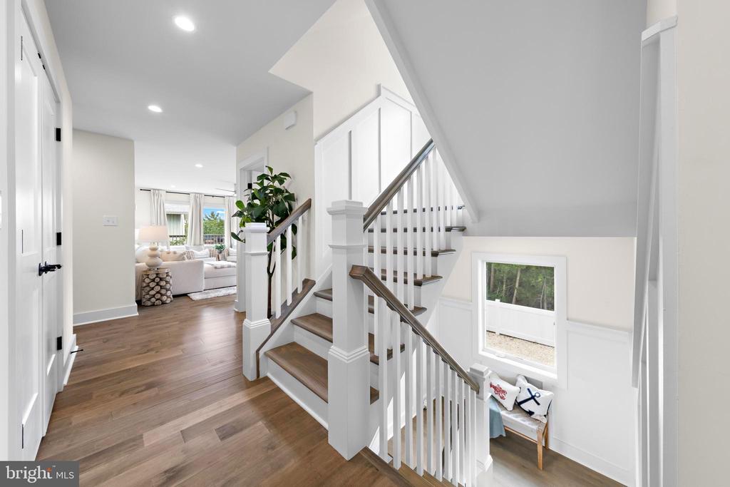2 E 28TH STREET Unit: B