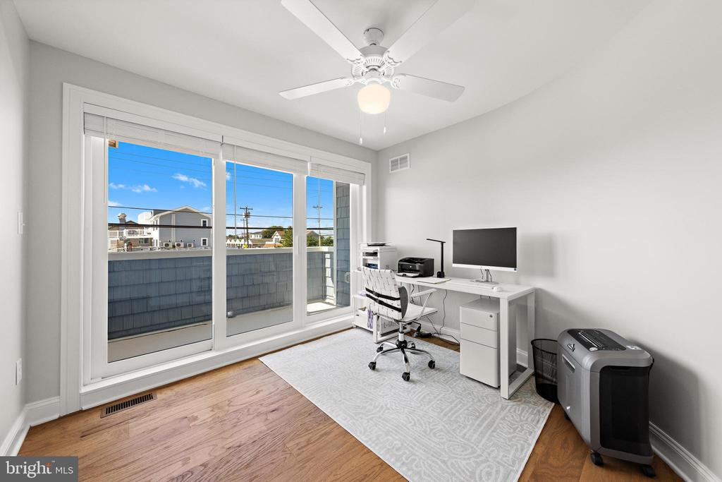 51 N 21ST STREET