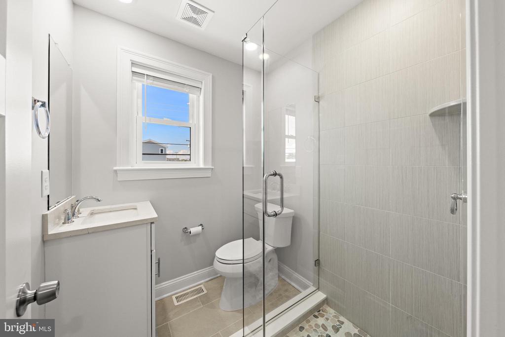 51 N 21ST STREET