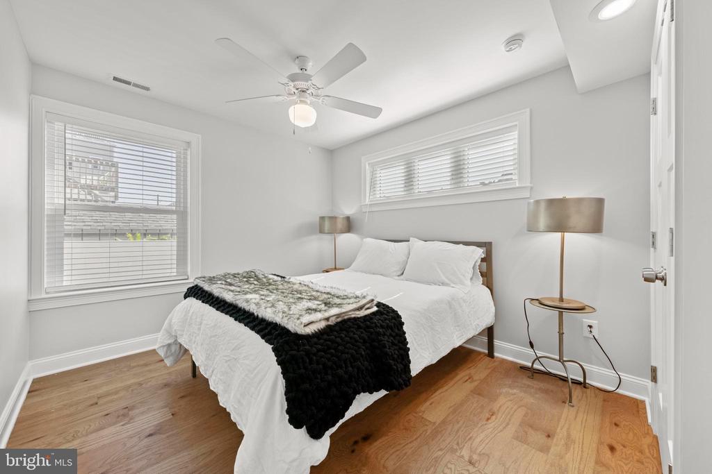 51 N 21ST STREET