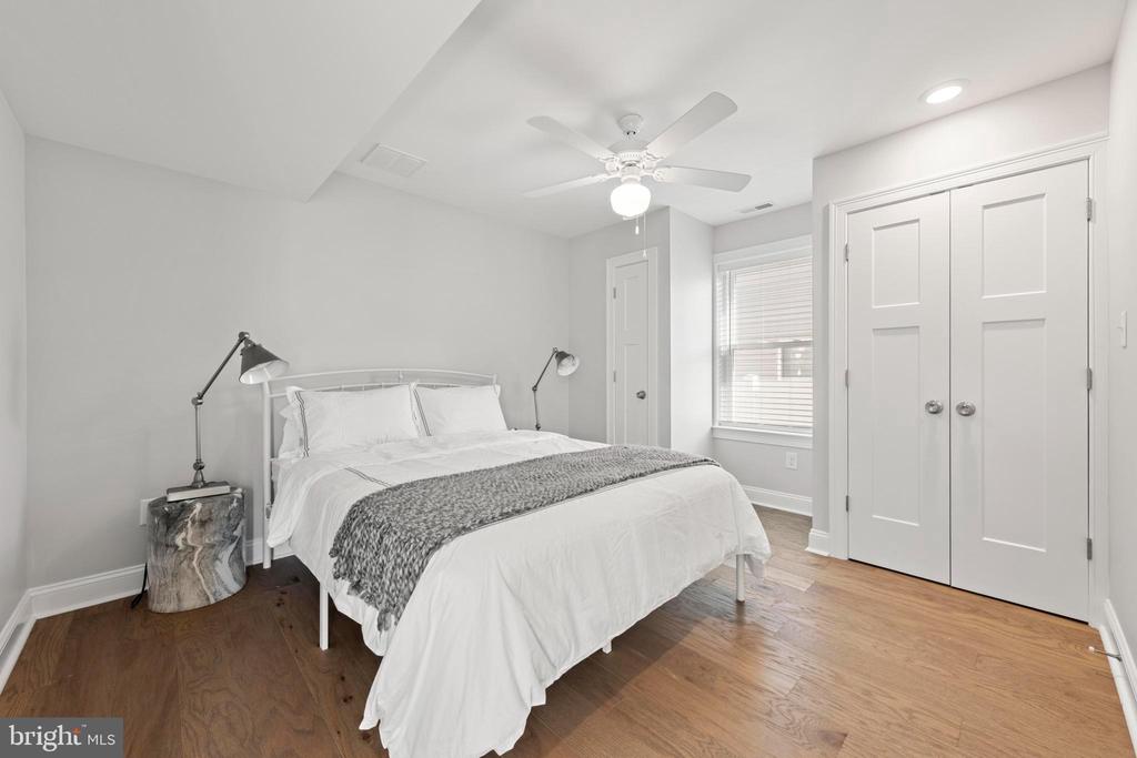 51 N 21ST STREET