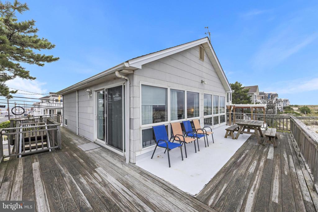 4709 OCEAN BOULEVARD