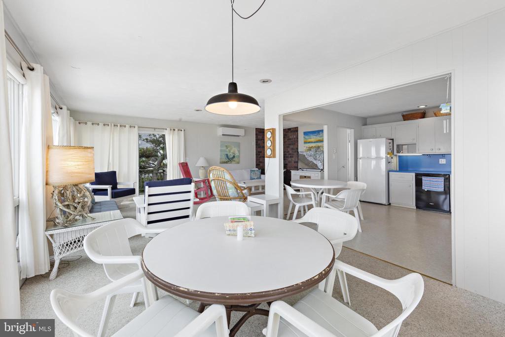 4709 OCEAN BOULEVARD