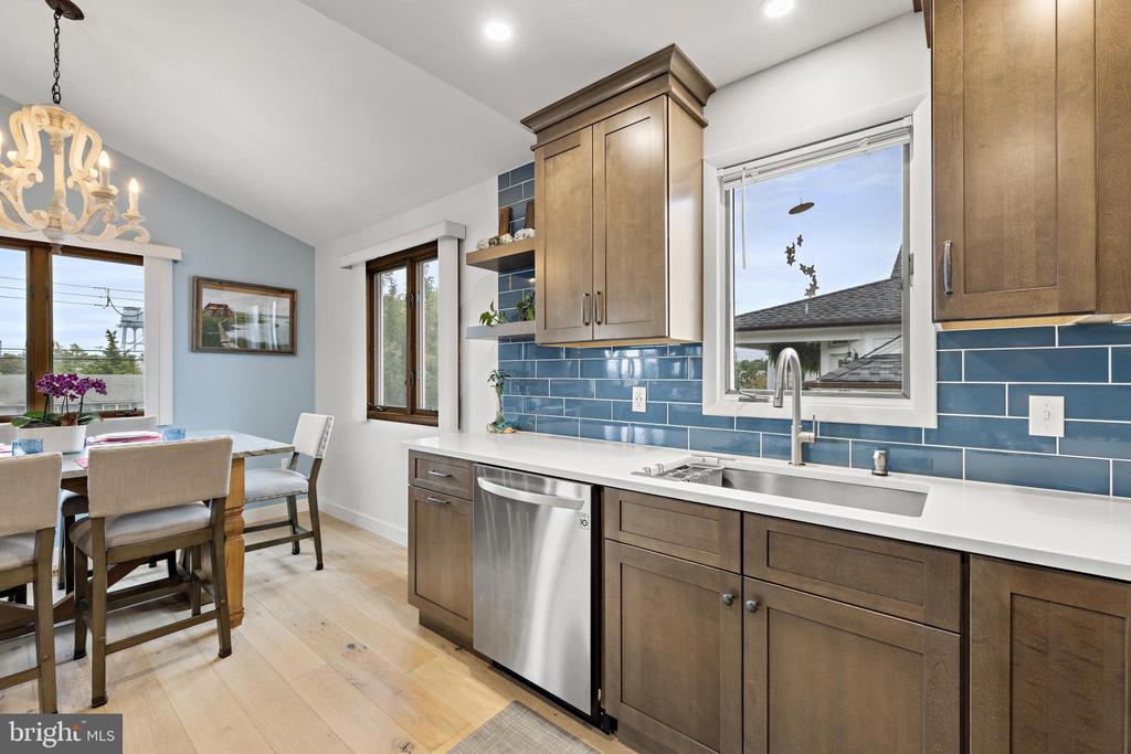 16 W 13TH STREET