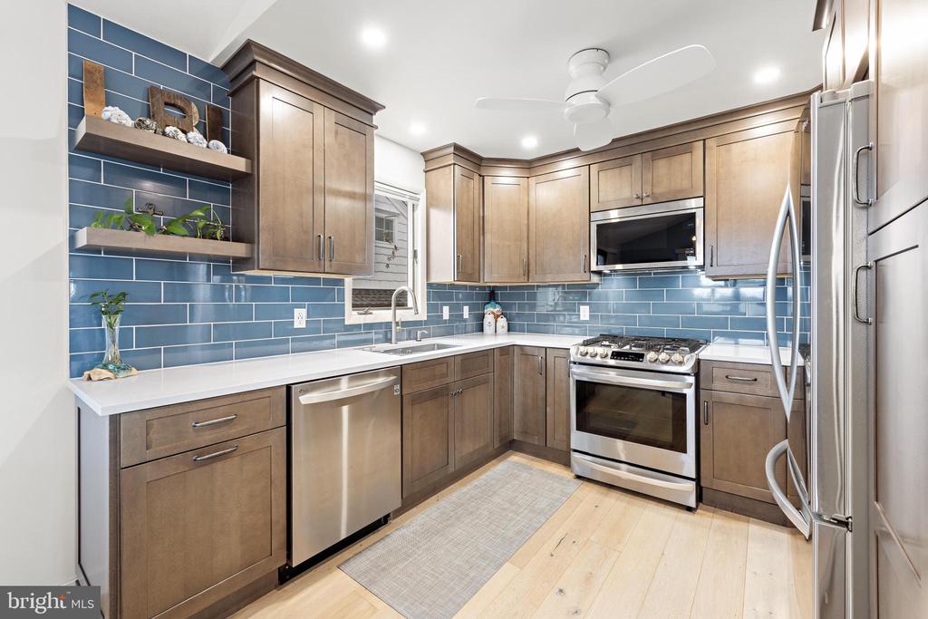 16 W 13TH STREET