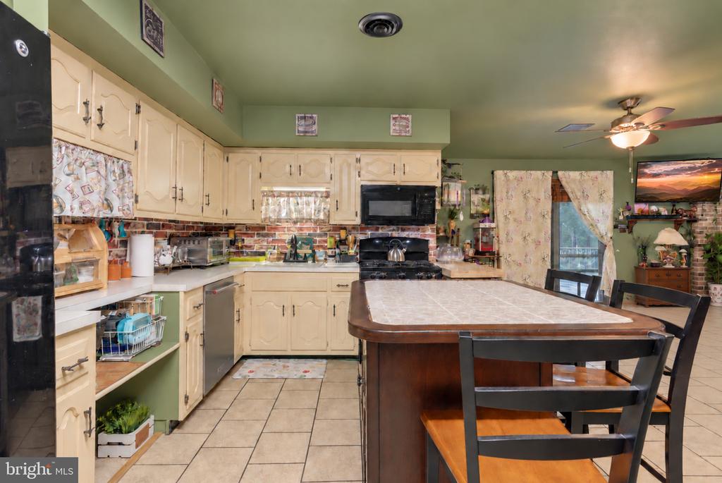 23 ARLENE DRIVE