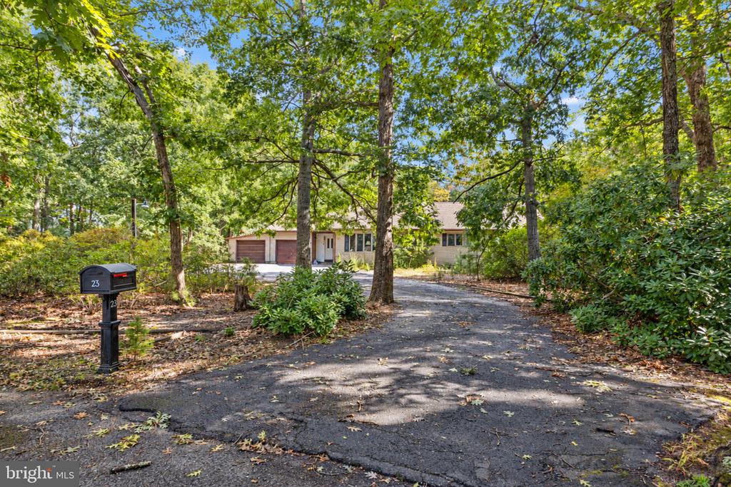 23 ARLENE DRIVE