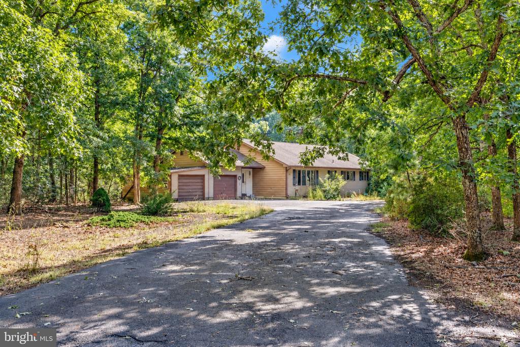 23 ARLENE DRIVE