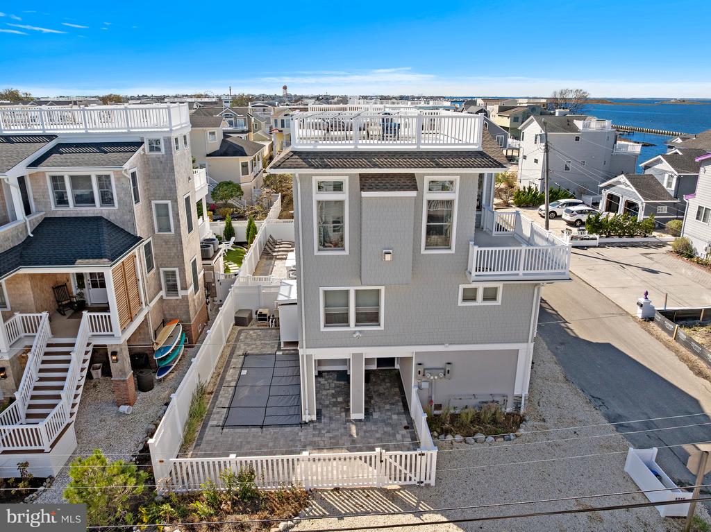 1715 BAY TERRACE Unit: U-B