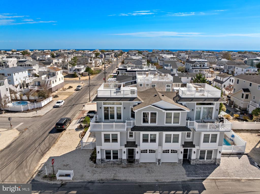 1715 BAY TERRACE Unit: U-B