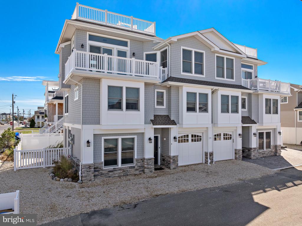 1715 BAY TERRACE Unit: U-B