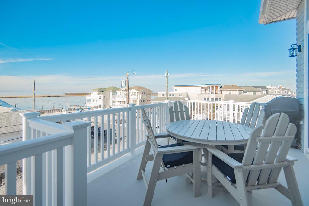 1715 BAY TERRACE Unit: U-B