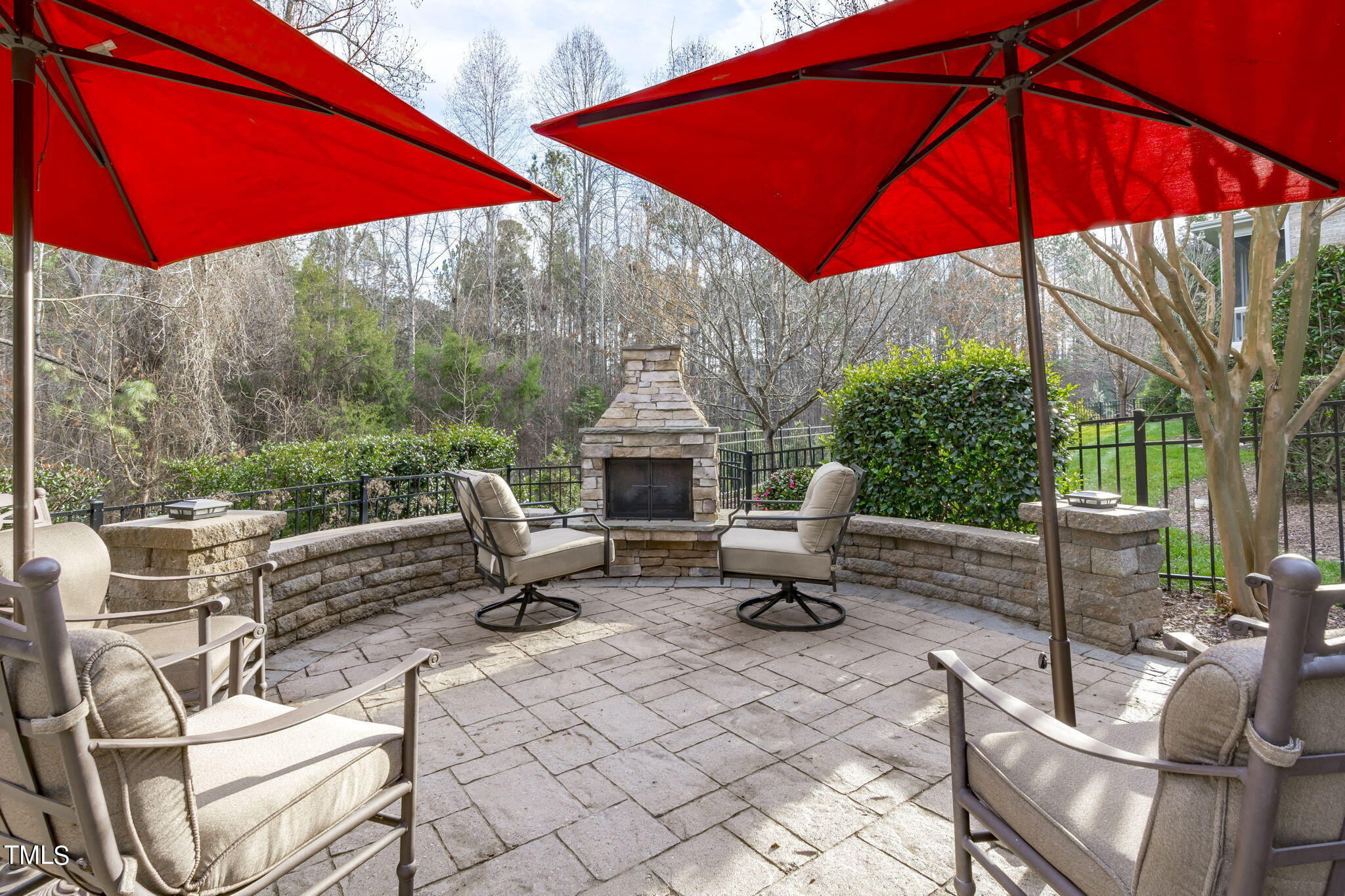 610 Hawks Ridge Court