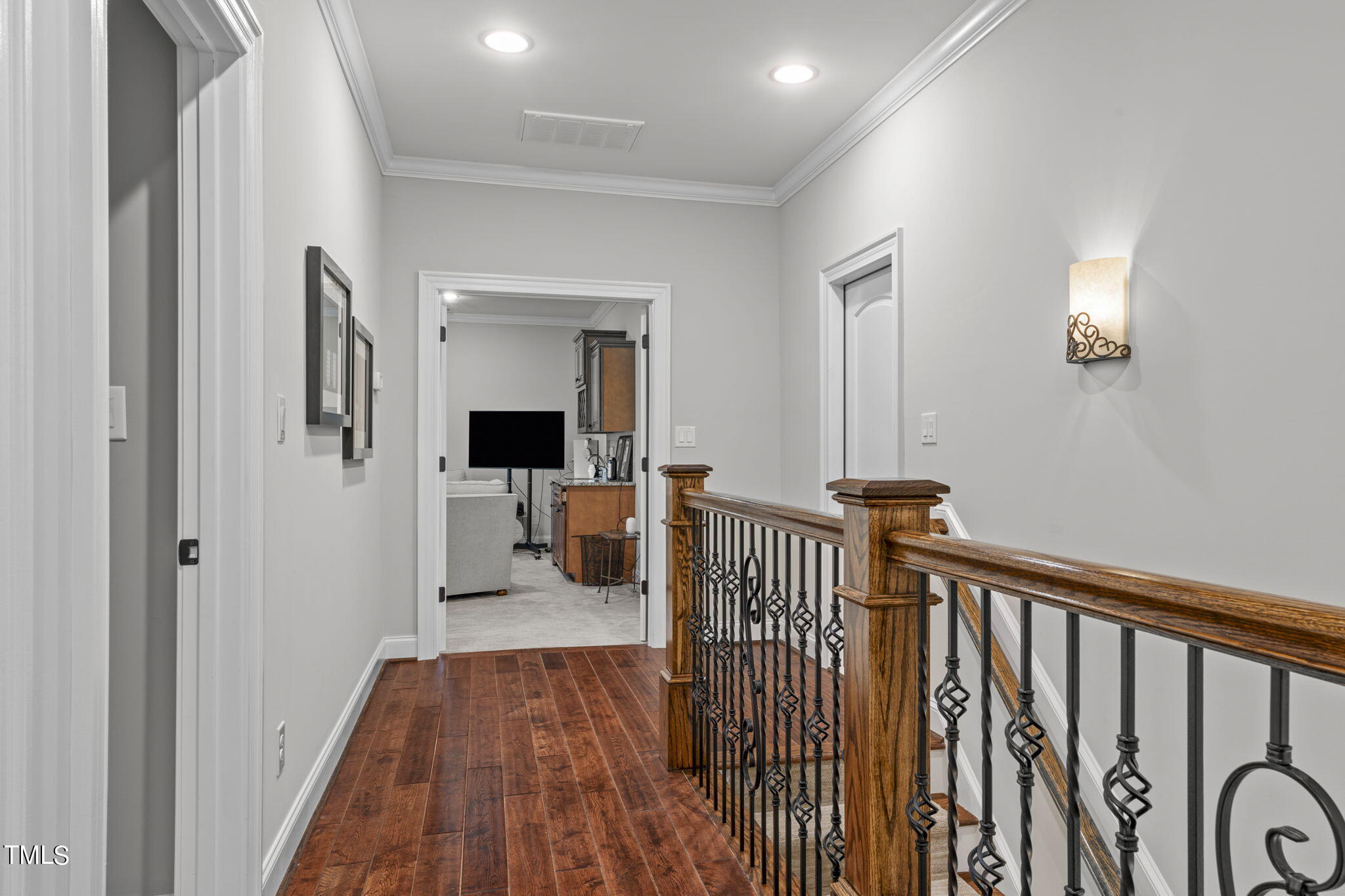 610 Hawks Ridge Court