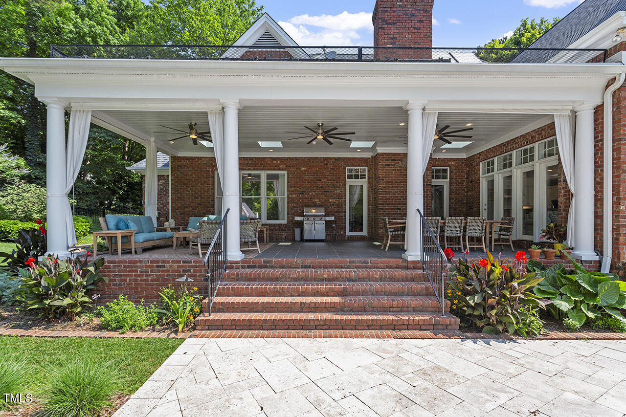 6816 Greywalls Lane