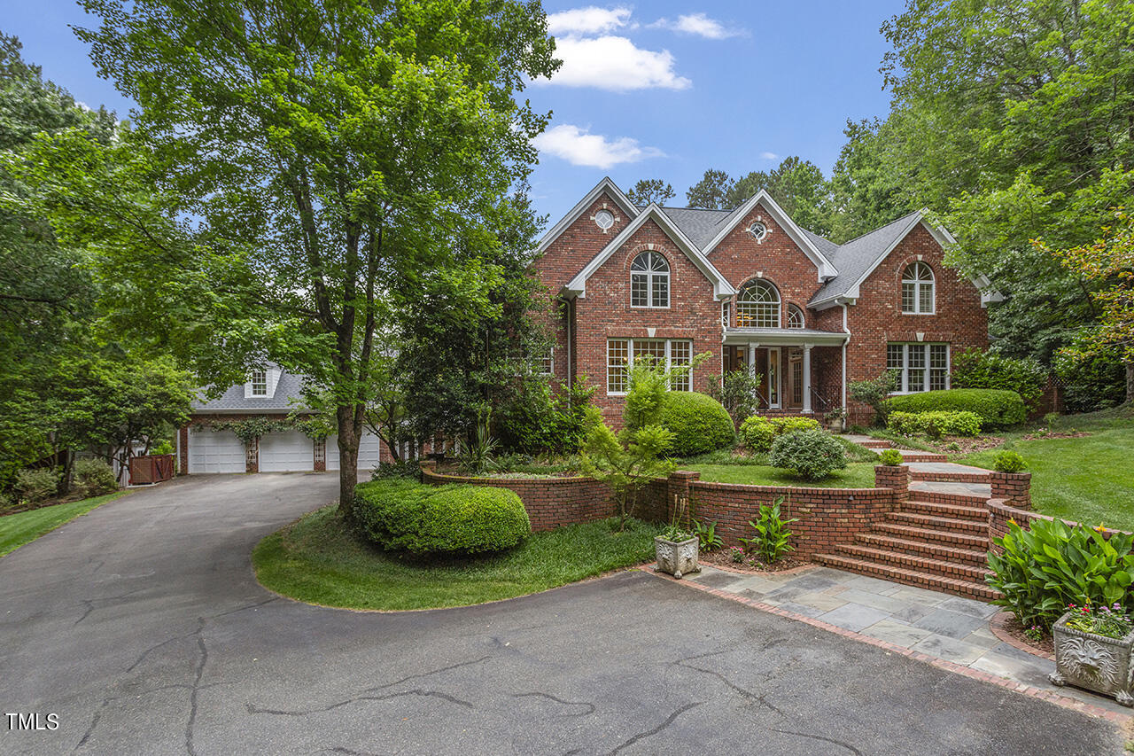 6816 Greywalls Lane