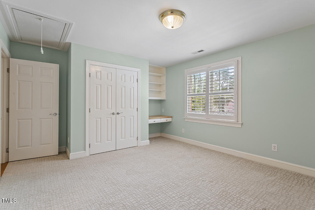 6816 Greywalls Lane